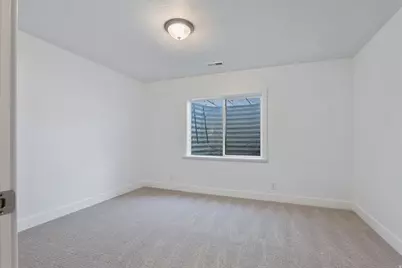 1285 W Maple St, Mapleton, UT 84664 - Photo 27