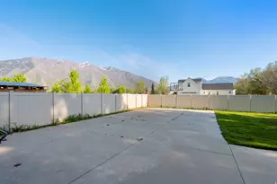 1285 W Maple St, Mapleton, UT 84664 - Photo 27