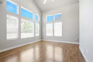 5378 W Autumn Night Ln S, Herriman, UT 84096 - Photo 5