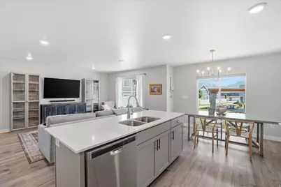 560 N Willow Springs Ave, Lehi, UT 84048 - Photo 15