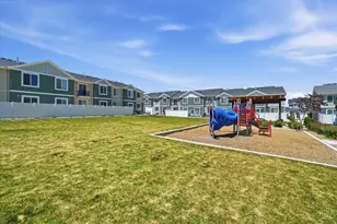 560 N Willow Springs Ave, Lehi, UT 84048 - Photo 33