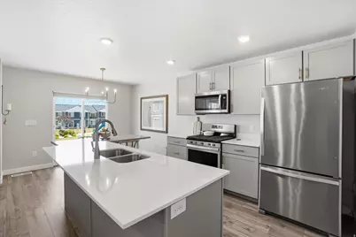 560 N Willow Springs Ave, Lehi, UT 84048 - Photo 13