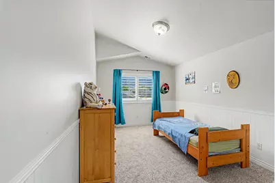 1366 Fox Pointe Dr, Kaysville, UT 84037 - Photo 13