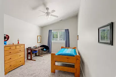 1366 Fox Pointe Dr, Kaysville, UT 84037 - Photo 15