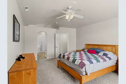 1366 Fox Pointe Dr, Kaysville, UT 84037 - Photo 23