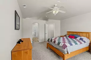 1366 Fox Pointe Dr, Kaysville, UT 84037 - Photo 23