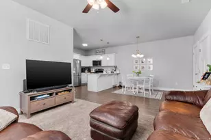 4652 W Proximo Dr S, Riverton, UT 84096 - Photo 5