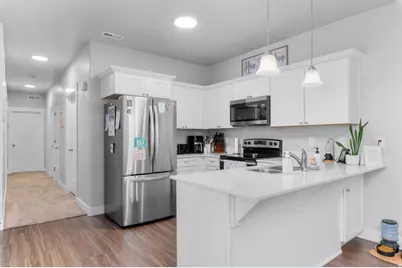 4652 W Proximo Dr S #J204, Riverton, UT 84096 - Photo 3