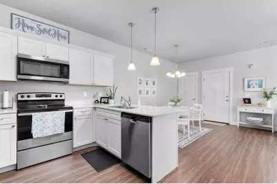 4652 W Proximo Dr S #J204, Riverton, UT 84096 - Photo 3
