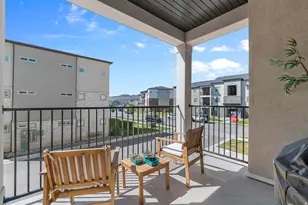 4652 W Proximo Dr S, Riverton, UT 84096 - Photo 15