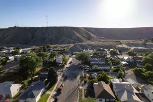 225 E 800 N, Price, UT 84501 - Photo 31