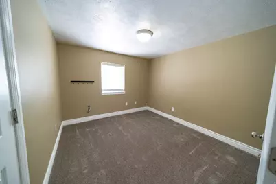 225 E 800 N, Price, UT 84501 - Photo 11