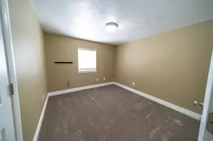 225 E 800 N, Price, UT 84501 - Photo 11