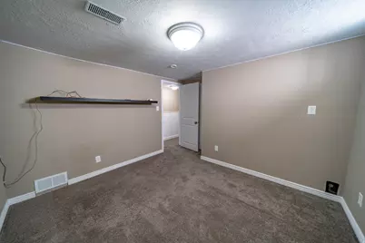 225 E 800 N, Price, UT 84501 - Photo 17