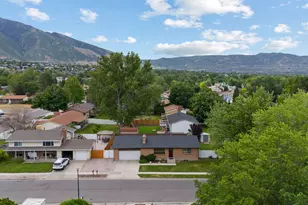 812 Stormy Creek Rd, Sandy, UT 84094 - Photo 3