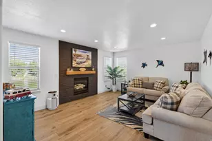 5958 Bayshore Dr, Stansbury Park, UT 84074 - Photo 15