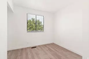 5087 W 3400 S, West Valley, UT 84120 - Photo 17