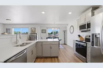 535 W 1520 S, Orem, UT 84058 - Photo 13