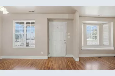 1279 N Cattail Dr, Spanish Fork, UT 84660 - Photo 5