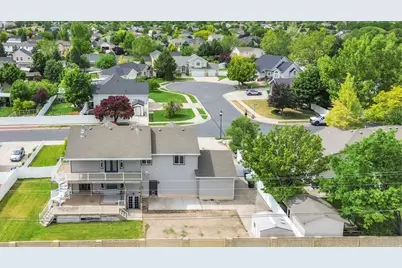 4676 Peak Dr, West Jordan, UT 84088 - Photo 57