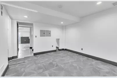 4676 Peak Dr, West Jordan, UT 84088 - Photo 27