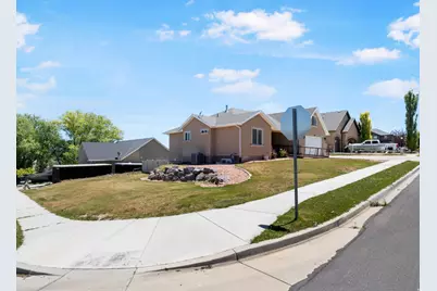 2394 S Palomino Dr, Saratoga Springs, UT 84045 - Photo 45