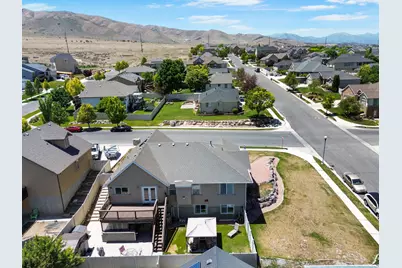 2394 S Palomino Dr, Saratoga Springs, UT 84045 - Photo 51