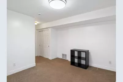 2394 S Palomino Dr, Saratoga Springs, UT 84045 - Photo 29