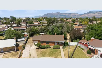 2102 W 5125 S, Roy, UT 84067 - Photo 29