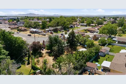 2102 W 5125 S, Roy, UT 84067 - Photo 35