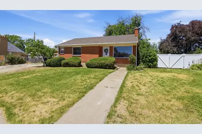 2102 W 5125 S, Roy, UT 84067 - Photo 3