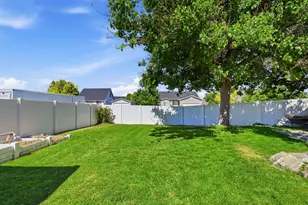 3695 W 4700 S, Roy, UT 84067 - Photo 19