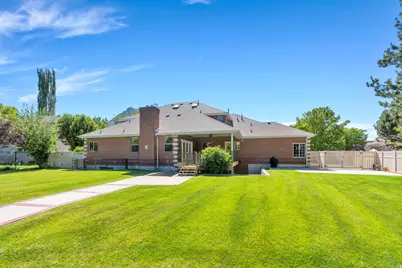 4966 W Old Oak Ln, Highland, UT 84003 - Photo 7