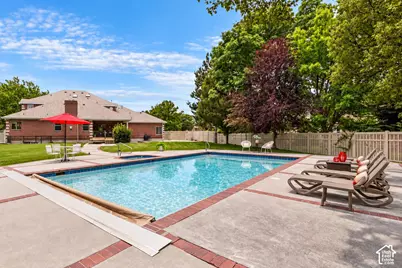 4966 W Old Oak Ln, Highland, UT 84003 - Photo 5