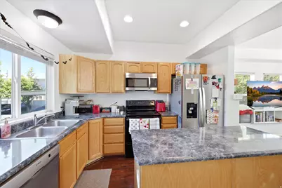 1546 S 850 W, Woods Cross, UT 84087 - Photo 11