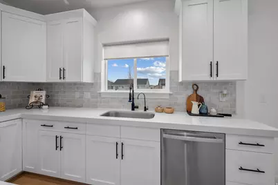 1258 E Bell Buoy, Eagle Mountain, UT 84005 - Photo 7