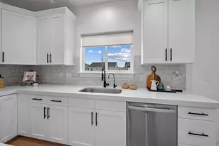 1258 E Bell Buoy, Eagle Mountain, UT 84005 - Photo 7