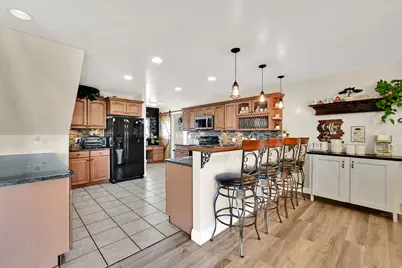 849 Saint Andrews Dr, Syracuse, UT 84075 - Photo 17