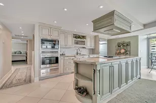 875 S Donner Way, Salt Lake City, UT 84108 - Photo 11