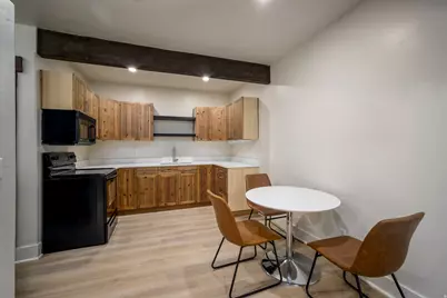1442 S Main St, Orem, UT 84058 - Photo 27