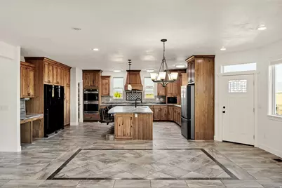 7223 N Estancia Ln #3, Smithfield, UT 84335 - Photo 13
