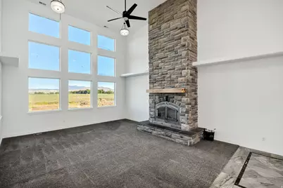 7223 N Estancia Ln #3, Smithfield, UT 84335 - Photo 9