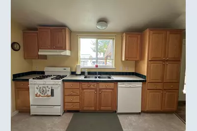 350 E Center St, Fairview, UT 84629 - Photo 5