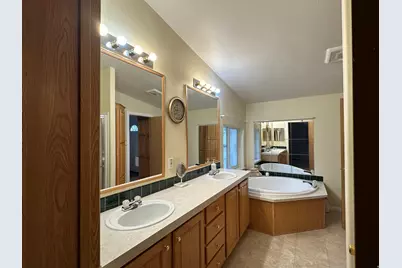 350 E Center St, Fairview, UT 84629 - Photo 13