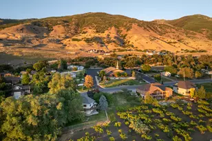 177 N Mountain Rd, Fruit Heights, UT 84037 - Photo 33
