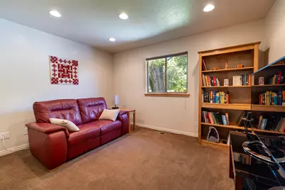 177 N Mountain Rd, Fruit Heights, UT 84037 - Photo 25