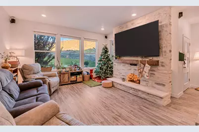 693 S Grant Ln, North Salt Lake, UT 84054 - Photo 3