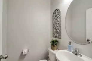 8136 S 5910 W, West Jordan, UT 84081 - Photo 11