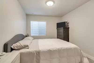 8136 S 5910 W, West Jordan, UT 84081 - Photo 23