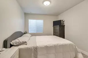 8136 S 5910 W, West Jordan, UT 84081 - Photo 23